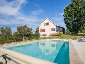 Cozy holiday home in Thédirac